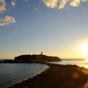夕日と江ノ島