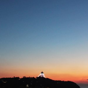 2017年冬至 江ノ島と月