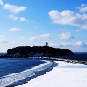 江ノ島と雪